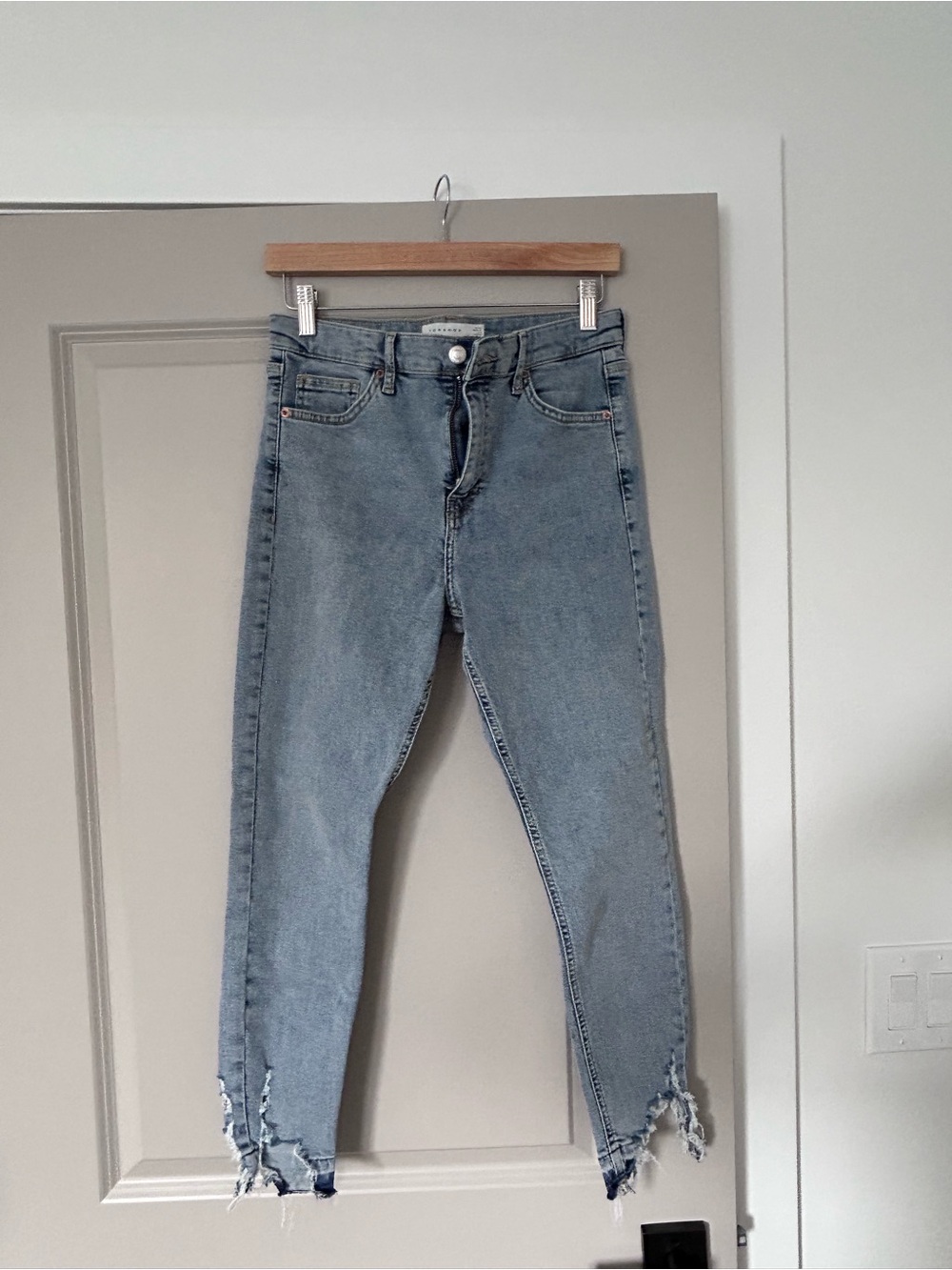 TOPSHOP Classic High-Rise Women's Jeans in Light Blue with Raw Hem